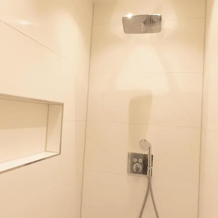 Πανσιόν Villaflora Gaestehaus *