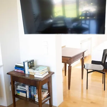 Villaflora Gaestehaus * רידלינגן