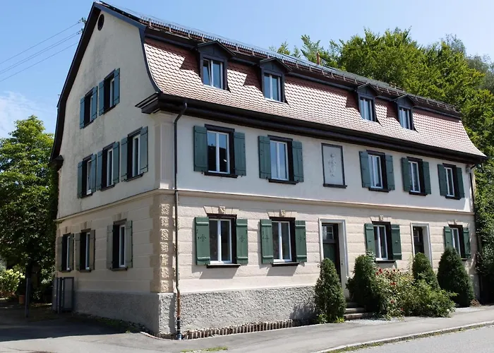 Villaflora Gaestehaus 게스트하우스 *